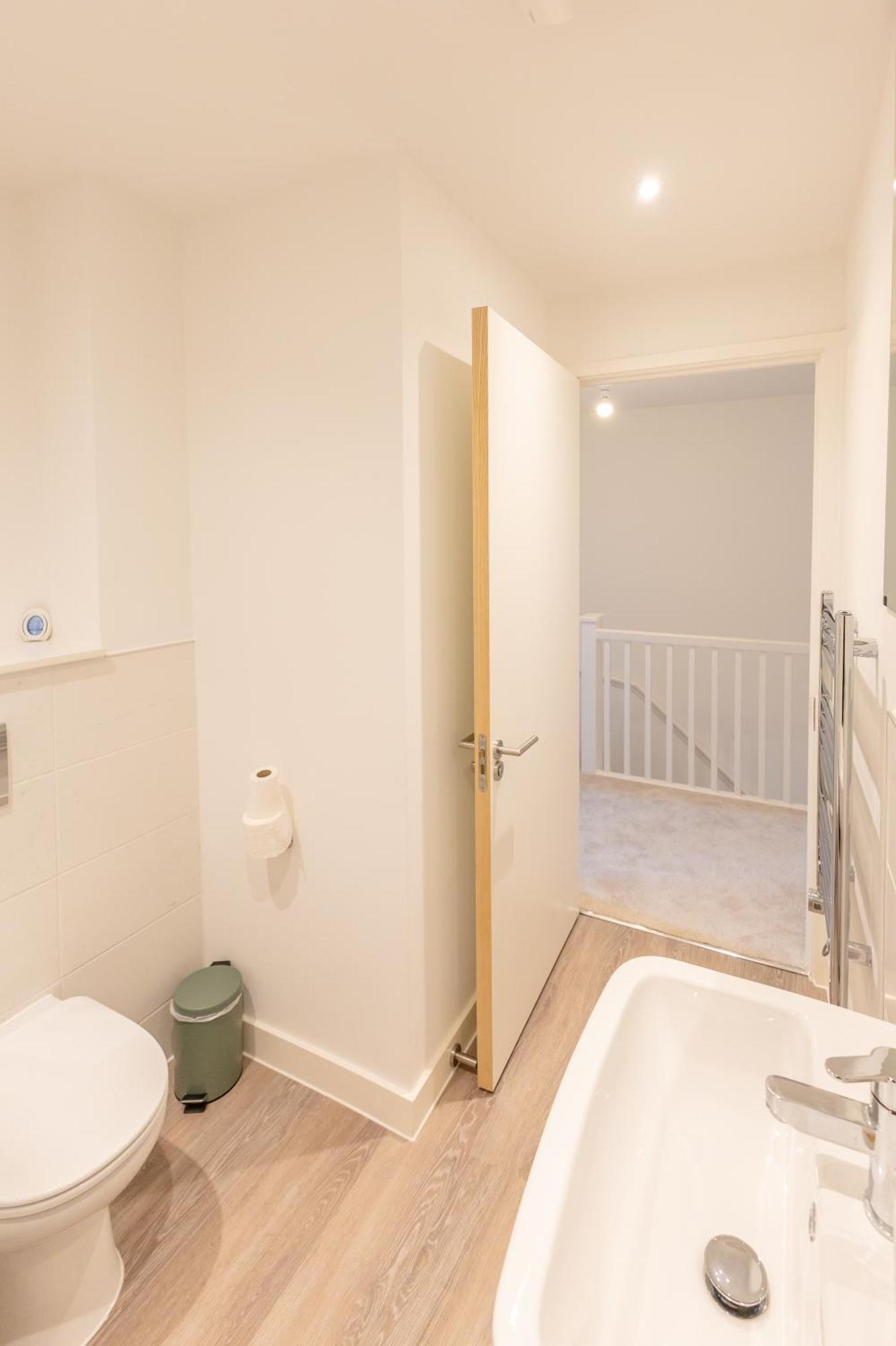 Stunning Modern 3 Bedroom Townhouse - Perfect Getaway Manchester Exterior foto
