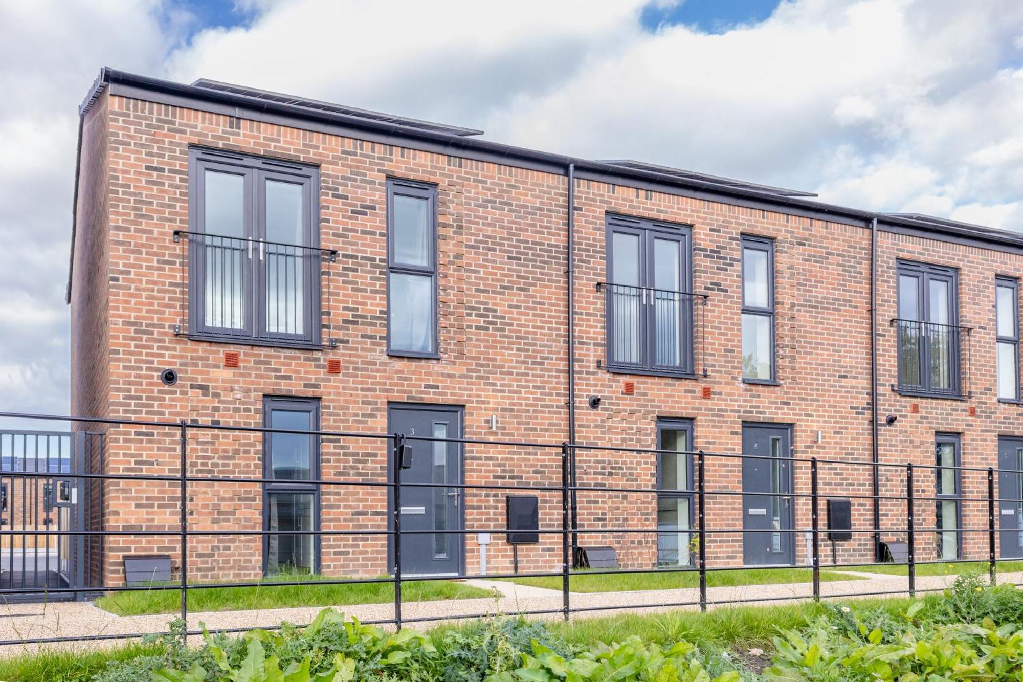 Stunning Modern 3 Bedroom Townhouse - Perfect Getaway Manchester Exterior foto